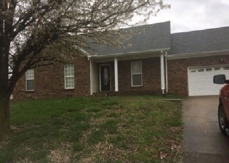 1136 Drawbridge Ct, Clarksville, TN 37040