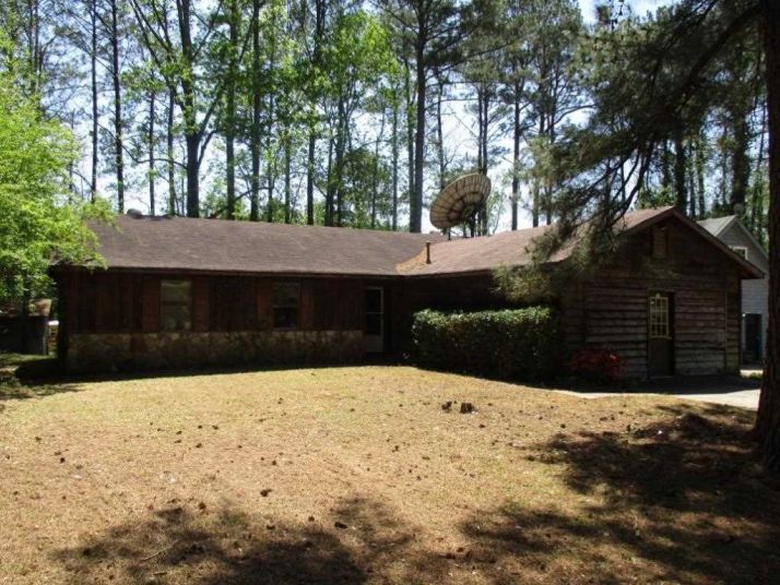 744 N Pointe Knoll Ct, Riverdale, GA 30274