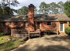 2320 Meadow Brook Ln, Albany, GA 31707
