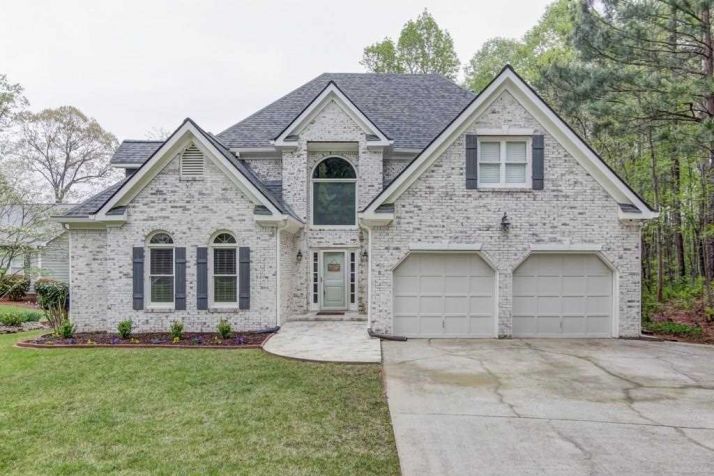 4500 Derby Ln SE, Smyrna, GA 30082