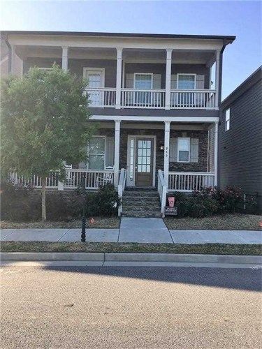 945 Samples Ln NW, Atlanta, GA 30318