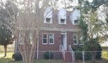 124 Armstrong St Portsmouth, VA 23704
