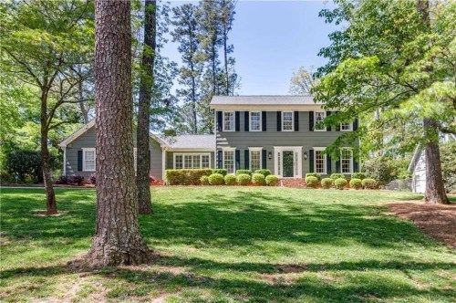 457 Fieldstone Ct, Lilburn, GA 30047