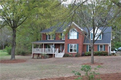 5394 Mccullers Ln, Loganville, GA 30052
