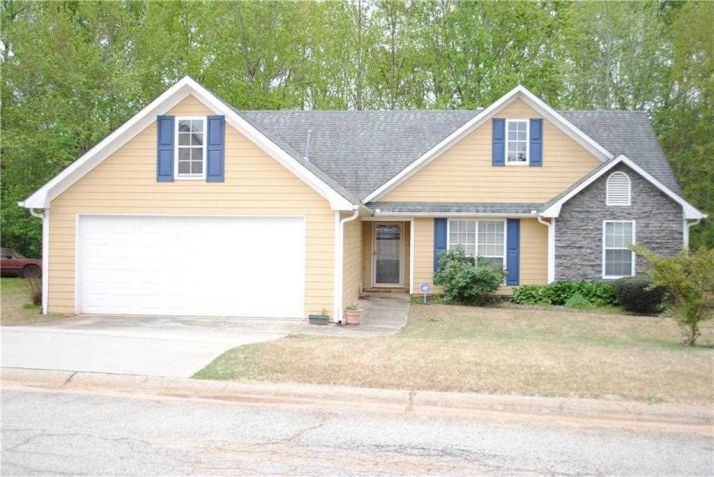 215 S Greenfield Circle, Covington, GA 30016