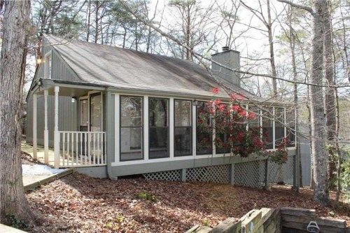 172 Narrows Dr, Waleska, GA 30183