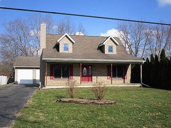 109 Lakewood Ave, East Peoria, IL 61611