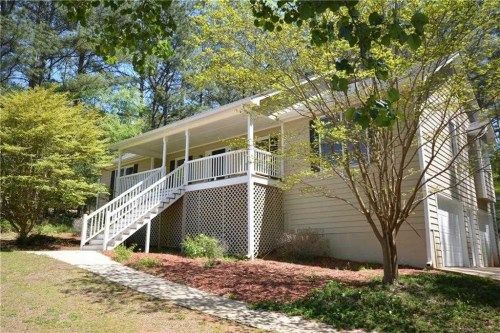 251 Warrenton Dr, Douglasville, GA 30134