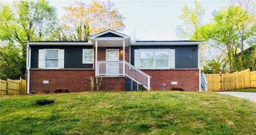 947 Rebel Forest Dr SE, Atlanta, GA 30315