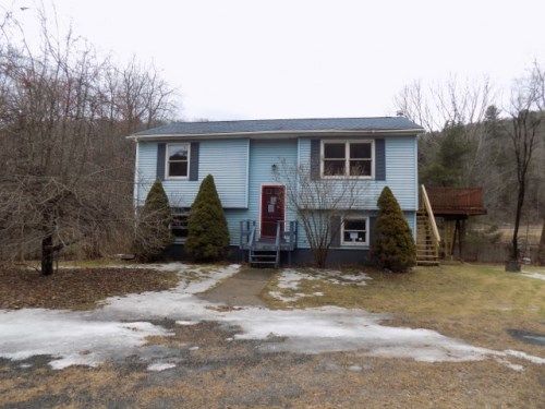 24 Upper Russell Rd, Huntington, MA 01050