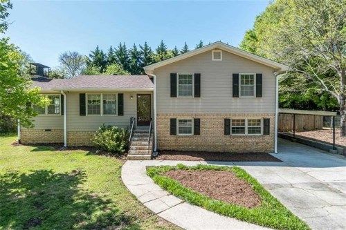 2880 Barrett Ct, Powder Springs, GA 30127