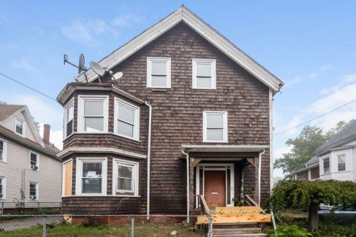 21 Trinity Ave, Lynn, MA 01902