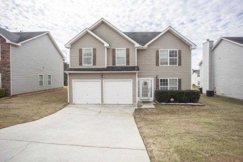 5900 Bluegrass View, Fairburn, GA 30213