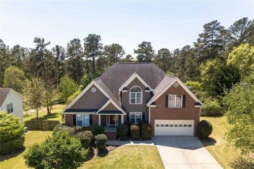 3677 Nina Ct, Loganville, GA 30052