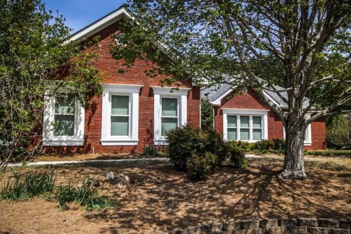 435 Grove Ridge Dr, Loganville, GA 30052