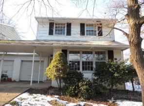 707 Peachtree Rd, Claymont, DE 19703