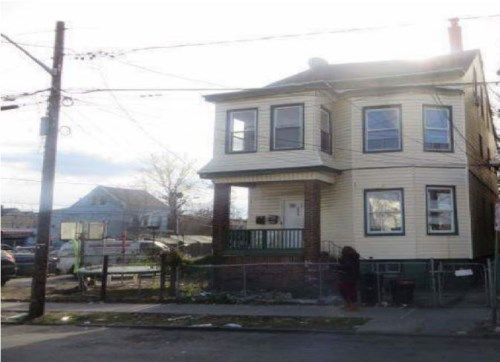 336 11th Ave, Paterson, NJ 07514