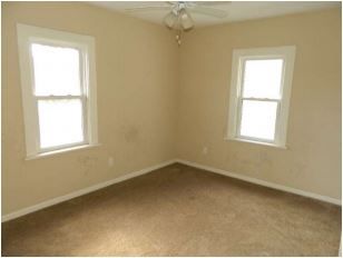 1047 Roanoke Rd, Cleveland, OH 44121
