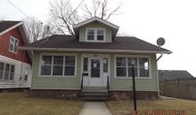 107 S 4TH AVENUE E Newton, IA 50208