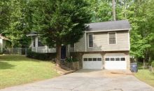 230 Lola Ln Lilburn, GA 30047