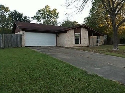 4955 Huntington Dr, Gautier, MS 39553