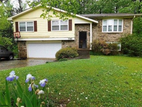 7365 Etowah Dr, Riverdale, GA 30296
