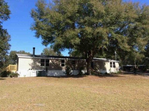 475 Oriole Street, Weirsdale, FL 32195