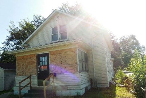 1118 Dickerman St, Rockford, IL 61102