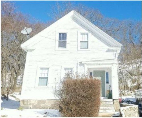 29 Warner St, Gloucester, MA 01930