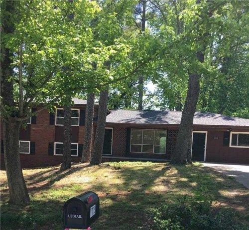 1119 Amelia Dr SW, Marietta, GA 30060