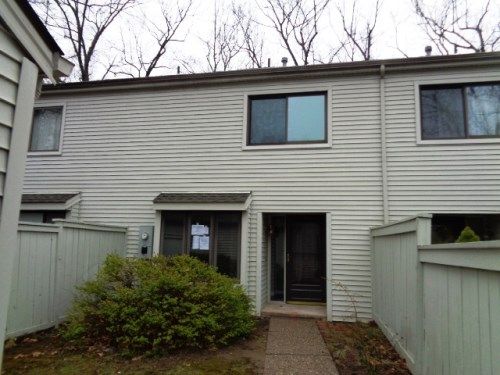 101 Farmington Chase Crescent, Farmington, CT 06032
