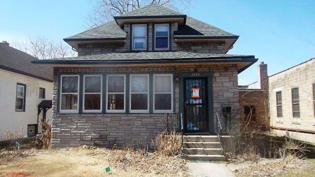 3646 Home Ave, Berwyn, IL 60402