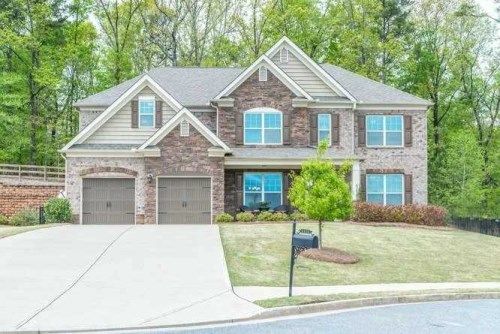 8815 Ellesmere Dr, Cumming, GA 30041