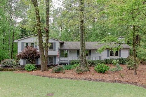 935 Daisy Ct, Lawrenceville, GA 30044