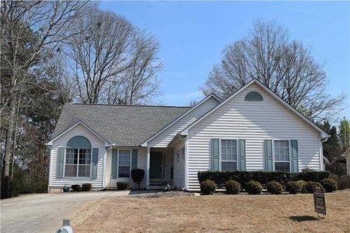 12254 Players Ct, Fayetteville, GA 30215