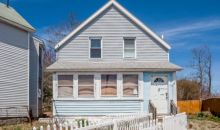 19 Maple Ave New London, CT 06320