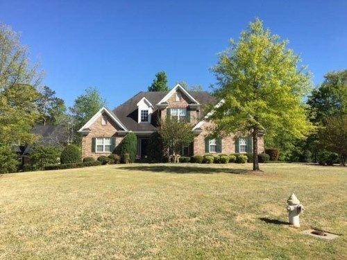 1201 Twin Ponds Ct, Conyers, GA 30094