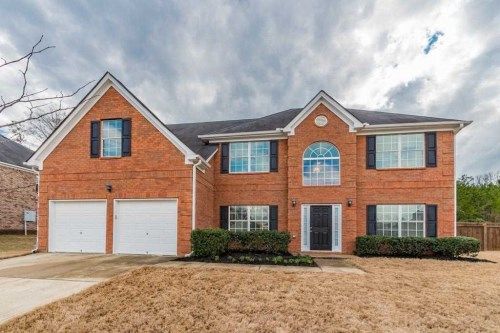 855 Riley Estates Dr, Lithia Springs, GA 30122