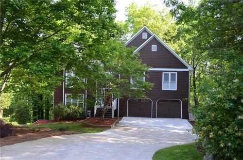 70 Chadds Point, Acworth, GA 30101