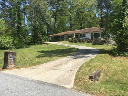 2617 Lake Capri Dr, Conyers, GA 30012