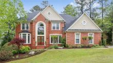 635 Abbeywood Dr Roswell, GA 30075