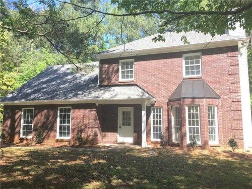 400 Squire Dr, Ellenwood, GA 30294