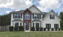 6165 Redtop Loop Fairburn, GA 30213