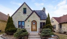 3605 N 49th St Milwaukee, WI 53216