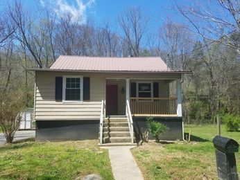 1829 Weaver Pike, Bristol, TN 37620