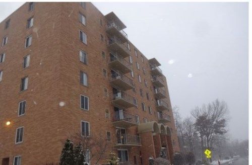 50 S Rocky River Dr Apt G1, Berea, OH 44017