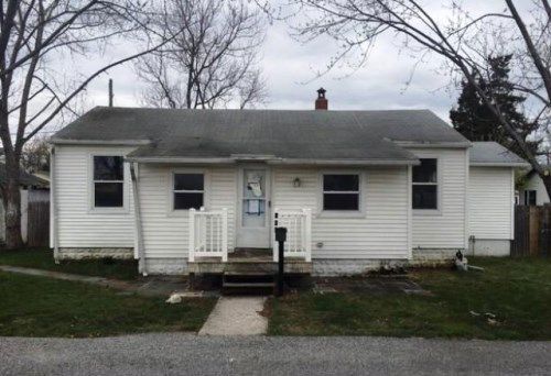 242 D St, Penns Grove, NJ 08069