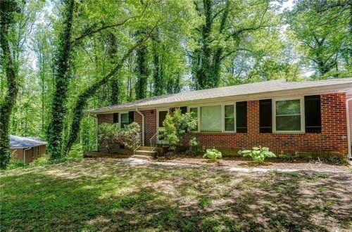 1402 Dogwood Circle SE, Smyrna, GA 30080