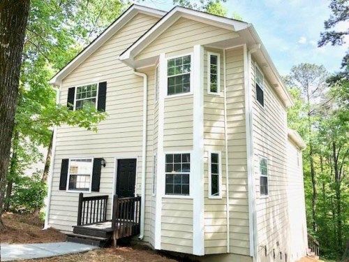 8463 Hightower Trl, Snellville, GA 30039