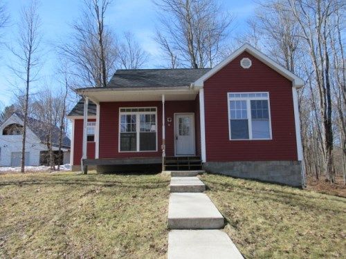 69 Bridge St, Johnsonville, NY 12094